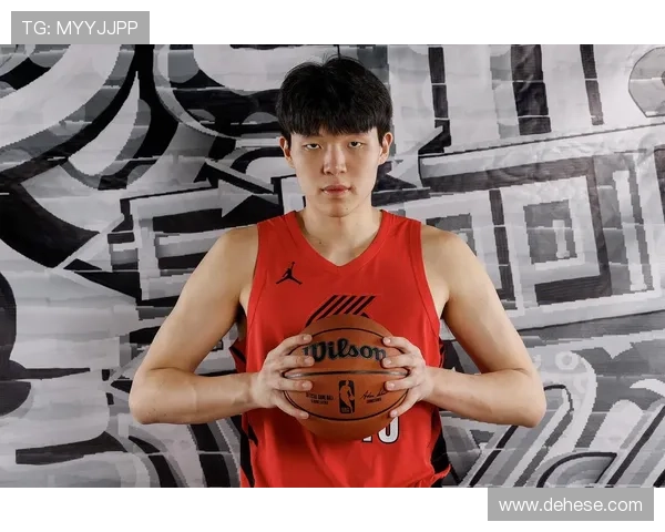 杨瀚森精彩突破晃开防守 侧翼三分精准命中帮助球队得分 杨瀚森精彩突破晃开防守 侧翼三分精准命中帮助球队得分