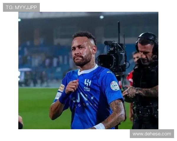 内马尔因膝盖不适缺席本轮巴甲赛事预计下轮复出恢复状态